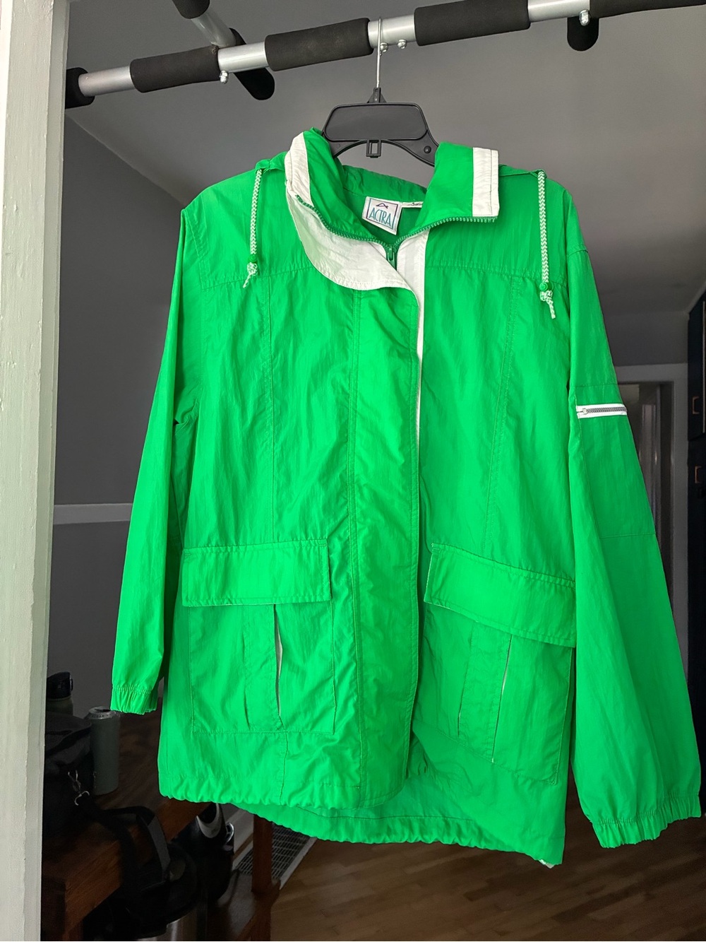 Vintage Small Actra Women's Bright Green Windbreaker Jacket